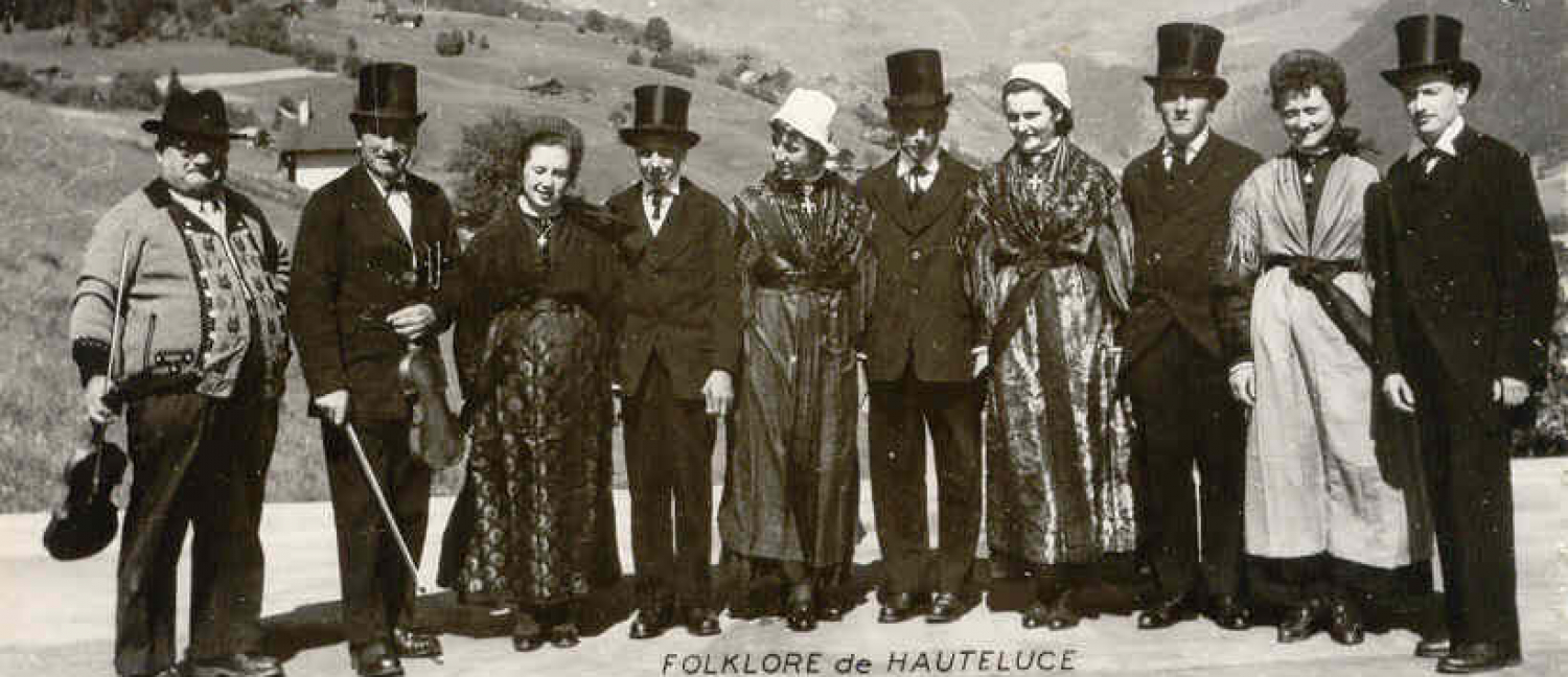 costumes traditionnels du village d'Hauteluce, Beaufortain, Savoie